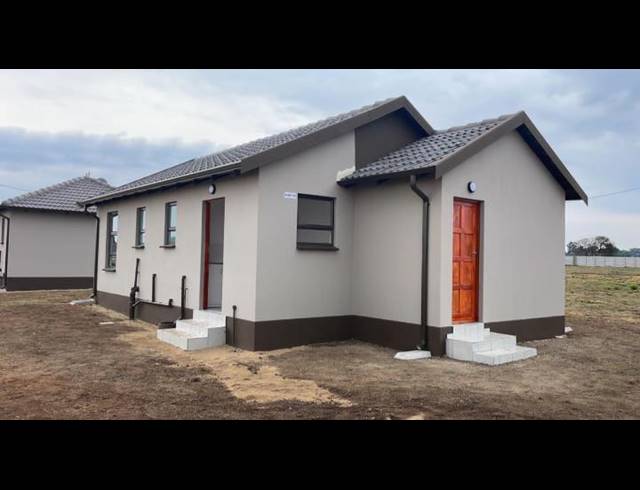 2 BEDROOM HOUSE FOR SALE IN WINDMILL PARK EXT